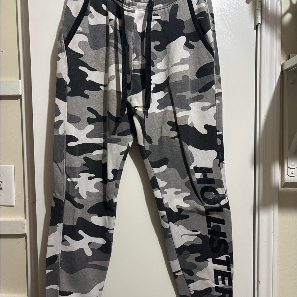 Hollister Camouflage Joggers